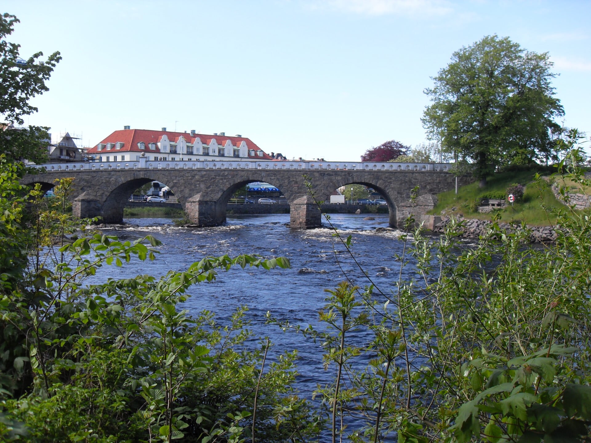 Tullbron